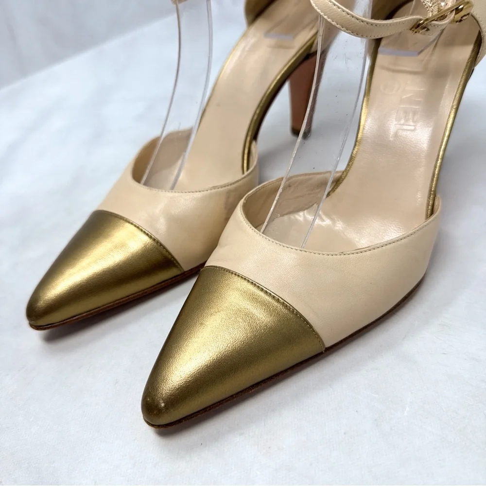 CHANEL CC Vintage 90s Y2K leather Cap Toe Mid Height Heels Pumps Gold Retro 38